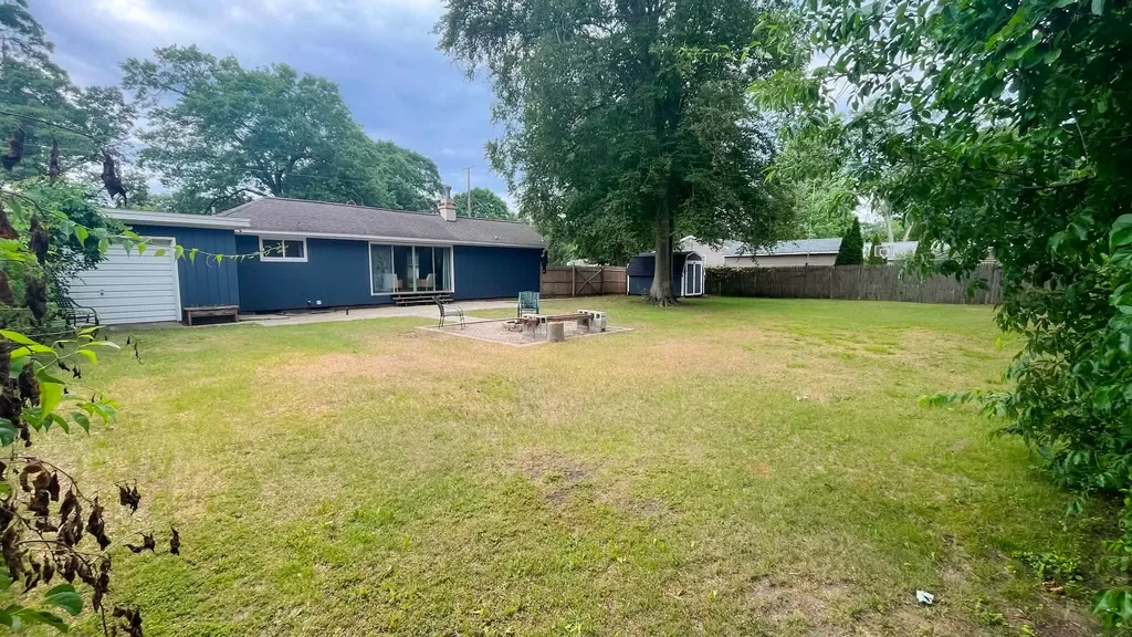 1154 Sunset Lane Norton Shores City MI 49444