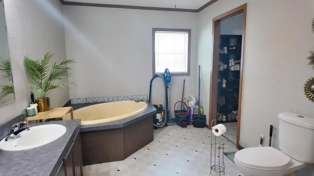 1281 E Pontaluna Road Norton Shores City MI 49456