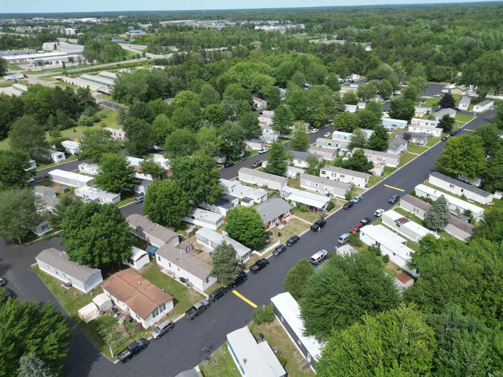 1281 E Pontaluna Road Norton Shores City MI 49456