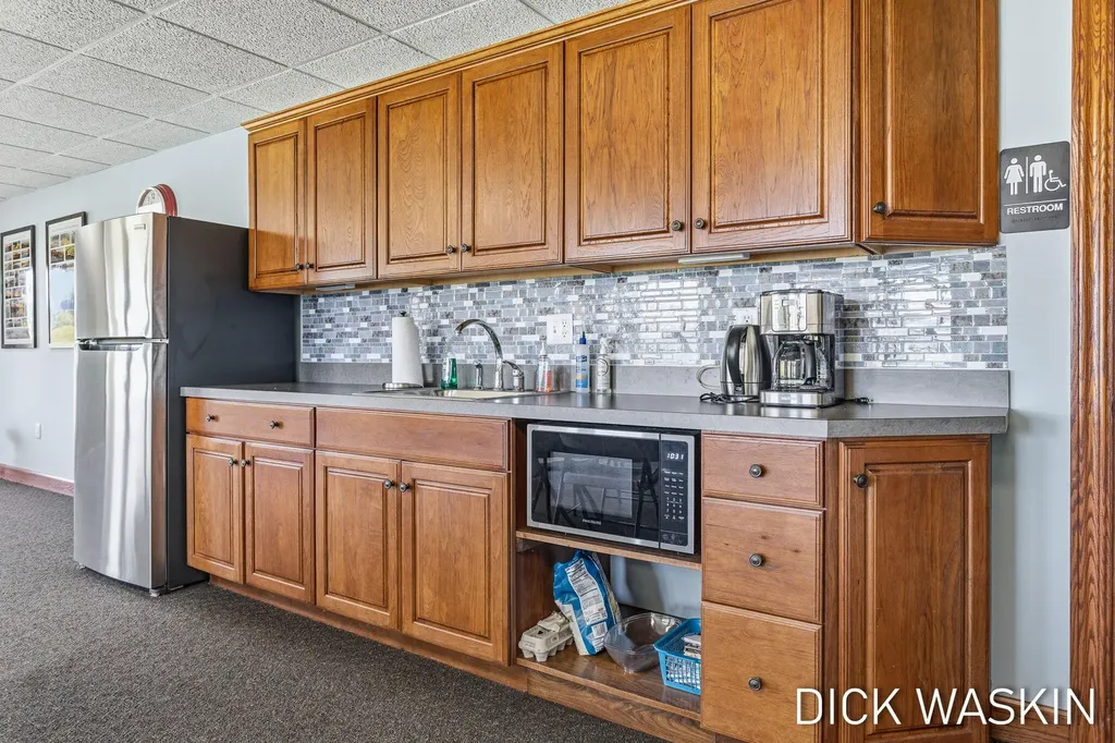 1276 Prestwick Drive Holland City MI 49423