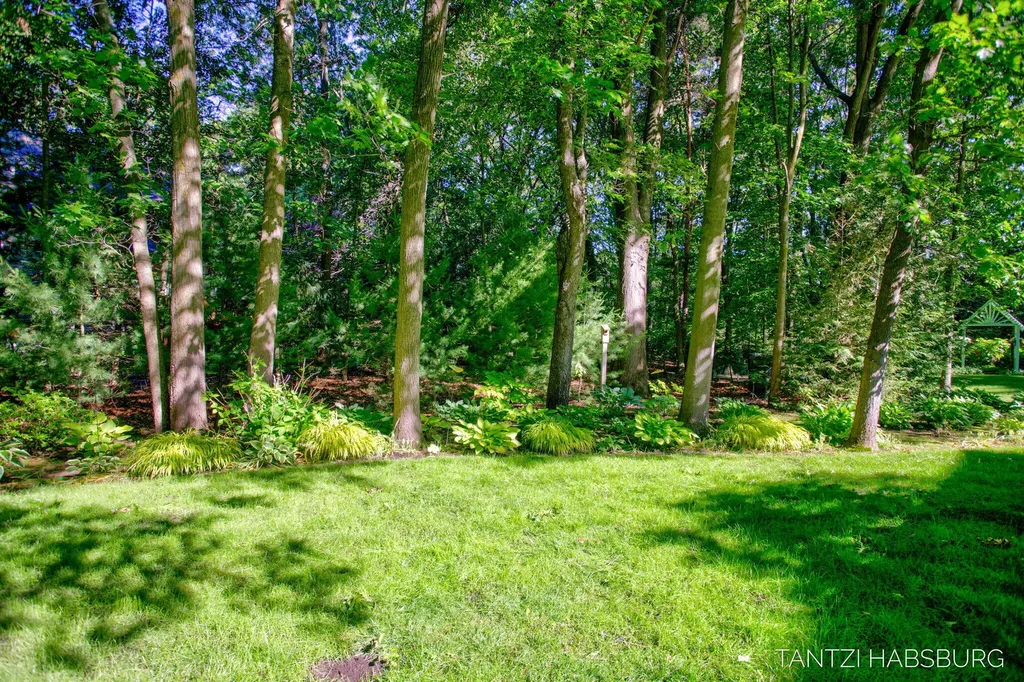 466 Trail Head Drive Park Township MI 49424