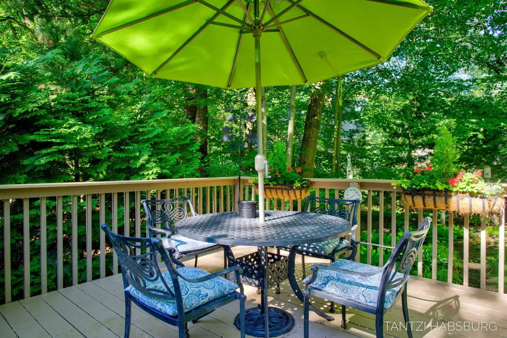 466 Trail Head Drive Park Township MI 49424