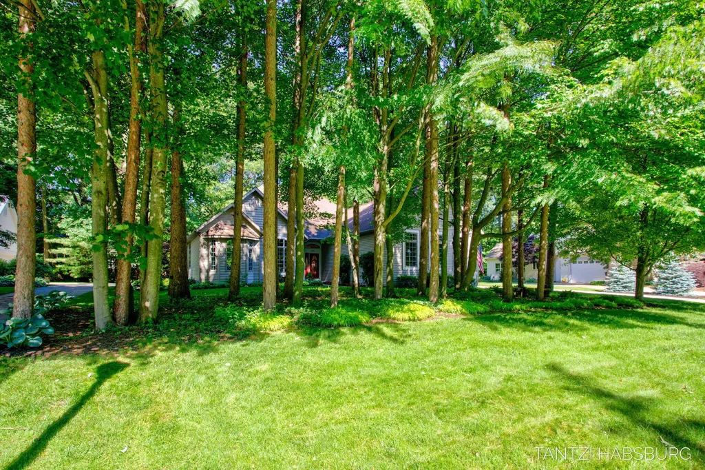 466 Trail Head Drive Park Township MI 49424