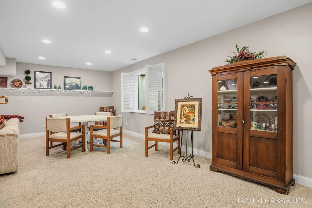 466 Trail Head Drive Park Township MI 49424
