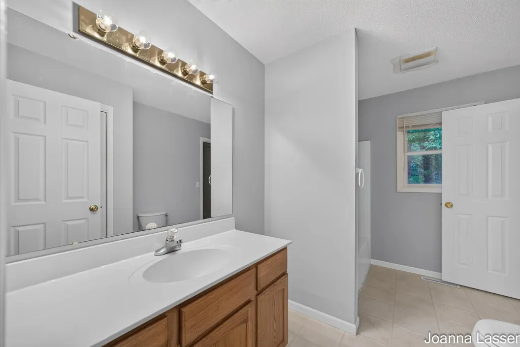 1518 E Mcmillan Road Dalton Township MI 49445