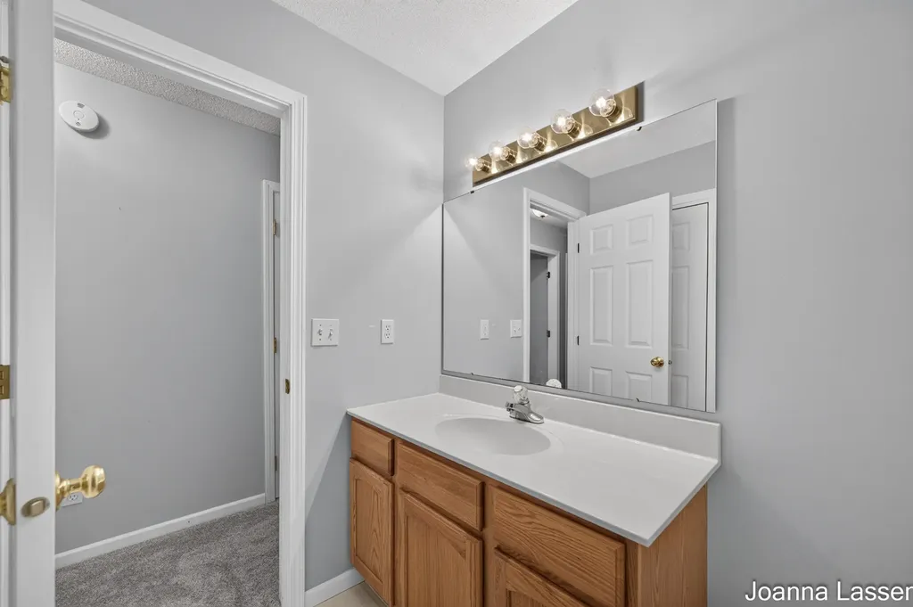 1518 E Mcmillan Road Dalton Township MI 49445