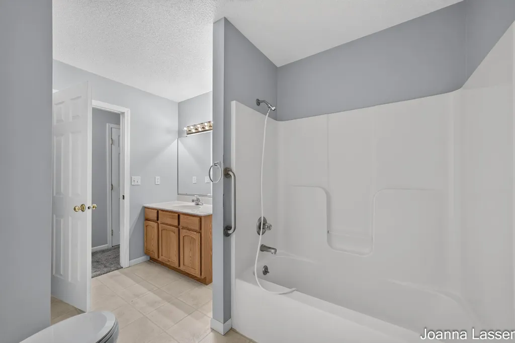 1518 E Mcmillan Road Dalton Township MI 49445