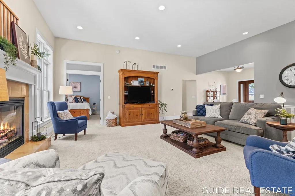 4873 Green Ridge Trail Heath Township MI 49419