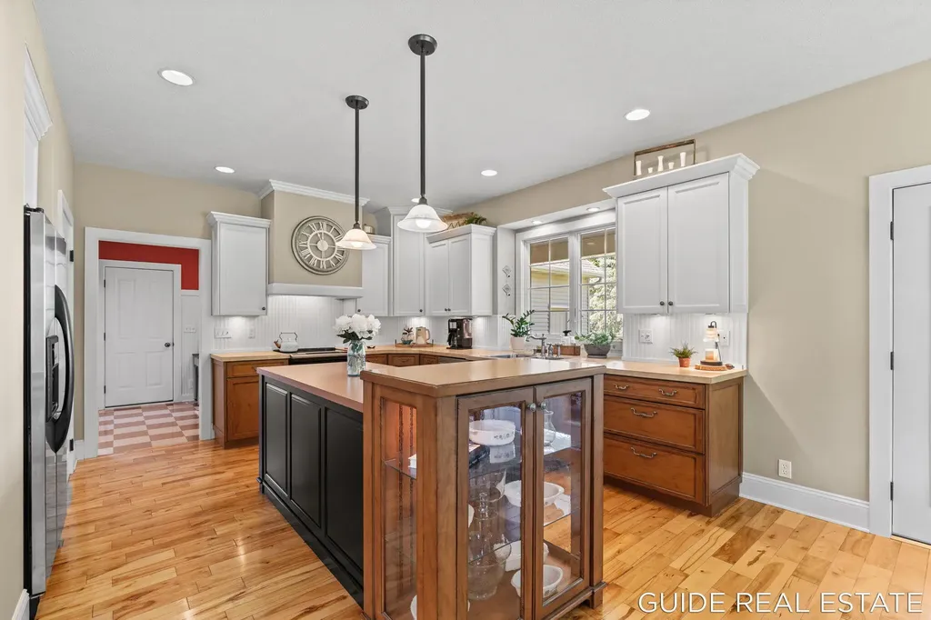 4873 Green Ridge Trail Heath Township MI 49419