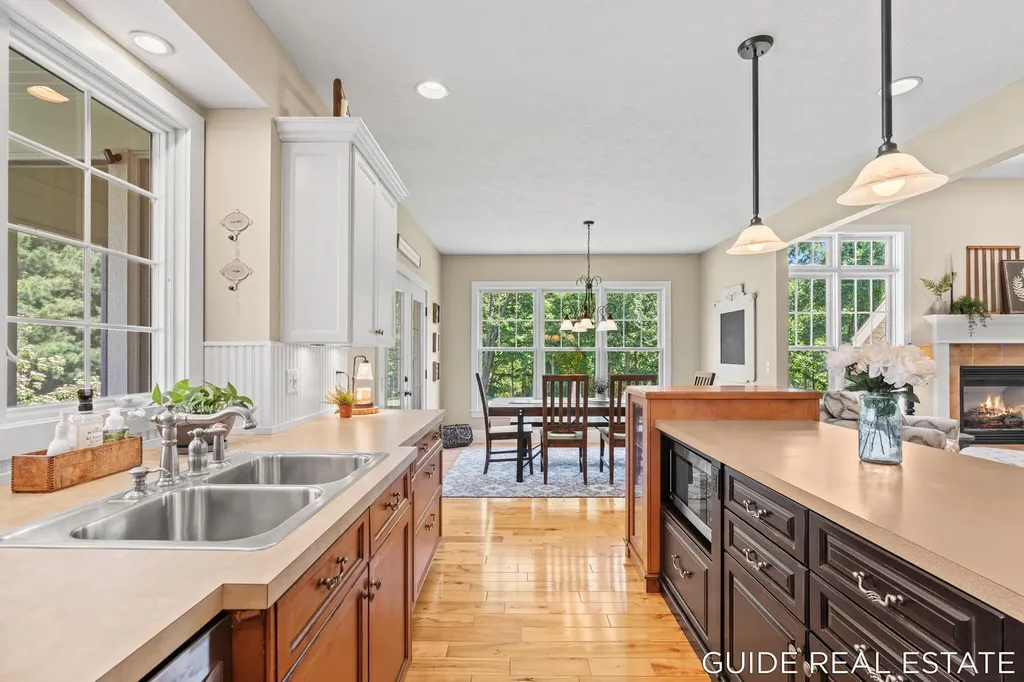 4873 Green Ridge Trail Heath Township MI 49419