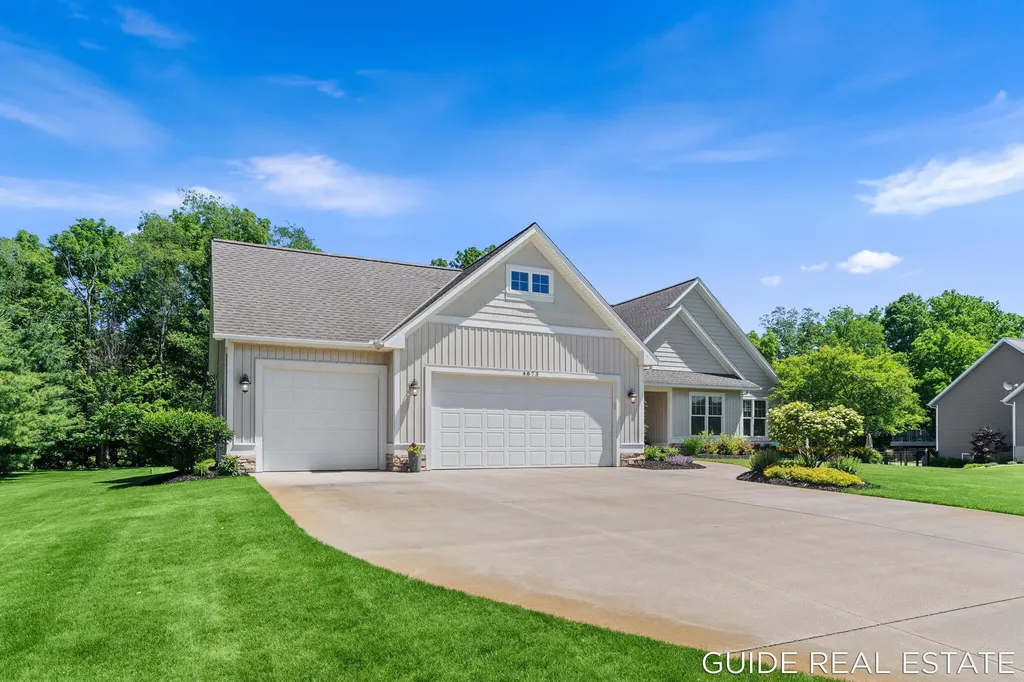 4873 Green Ridge Trail Heath Township MI 49419