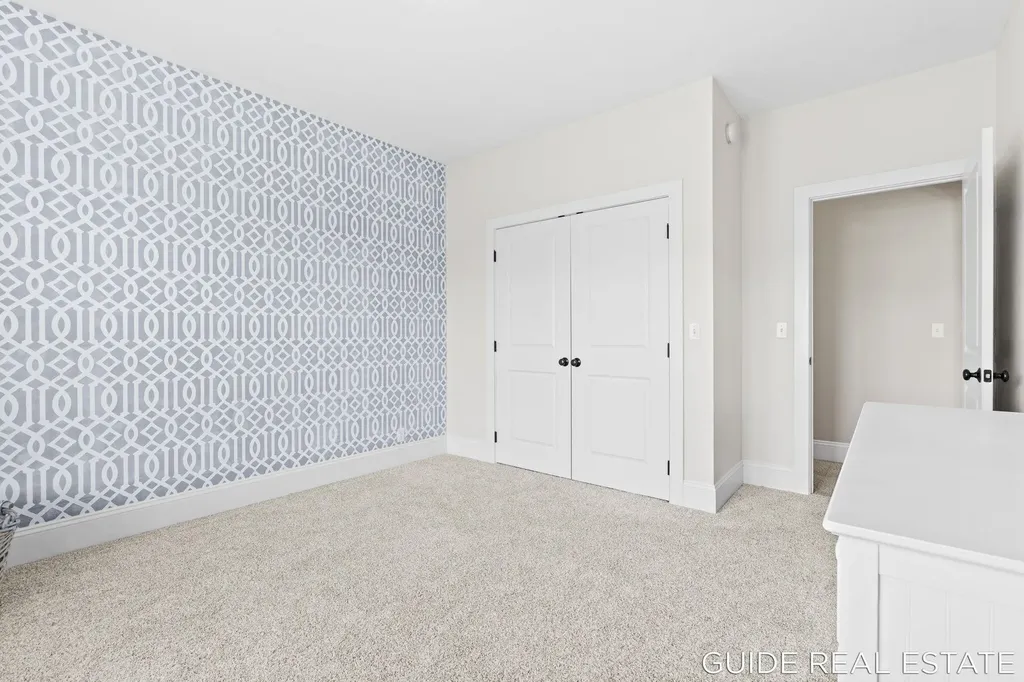 4873 Green Ridge Trail Heath Township MI 49419
