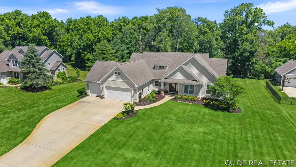 4873 Green Ridge Trail Heath Township MI 49419