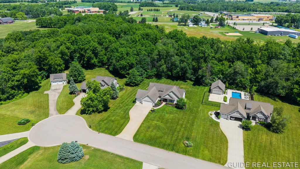 4873 Green Ridge Trail Heath Township MI 49419