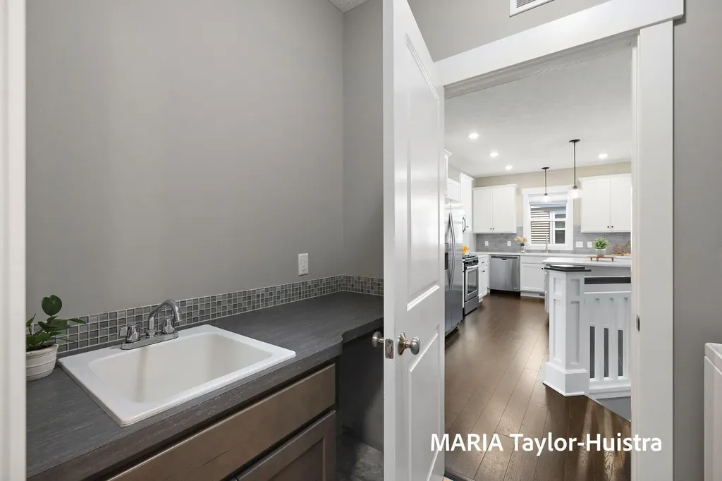 7400 Watermark Drive Allendale Charter Township MI 49401