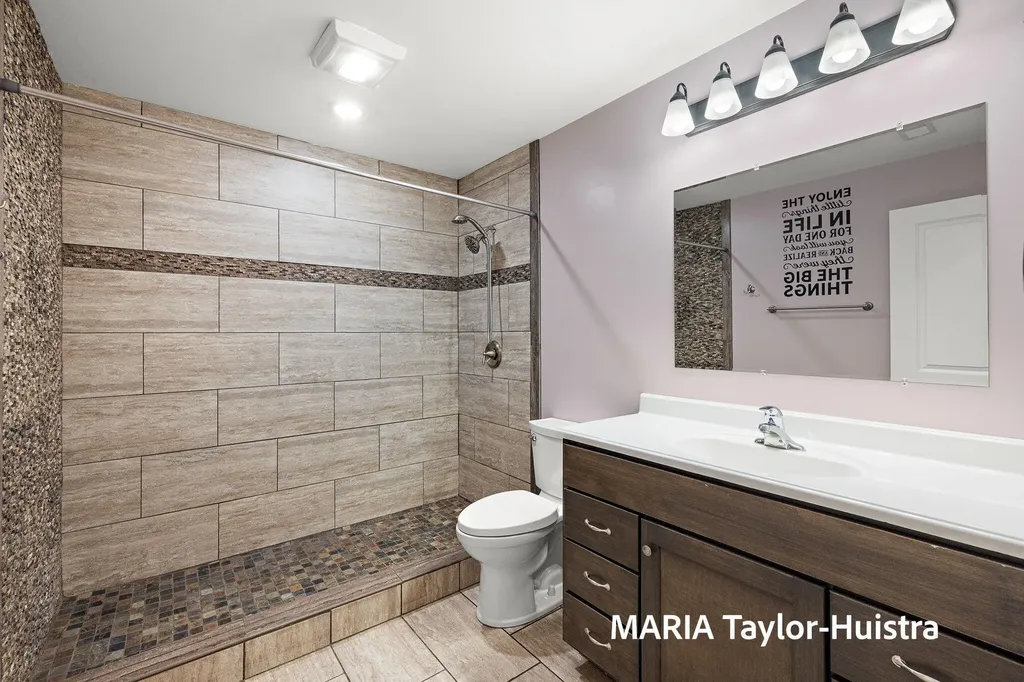 7400 Watermark Drive Allendale Charter Township MI 49401