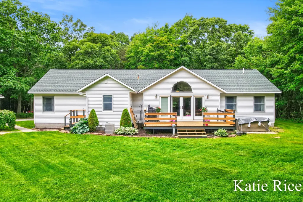 9210 Lamos Road Montague Township MI 49437