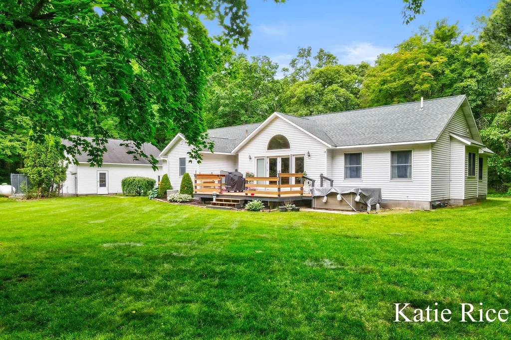 9210 Lamos Road Montague Township MI 49437