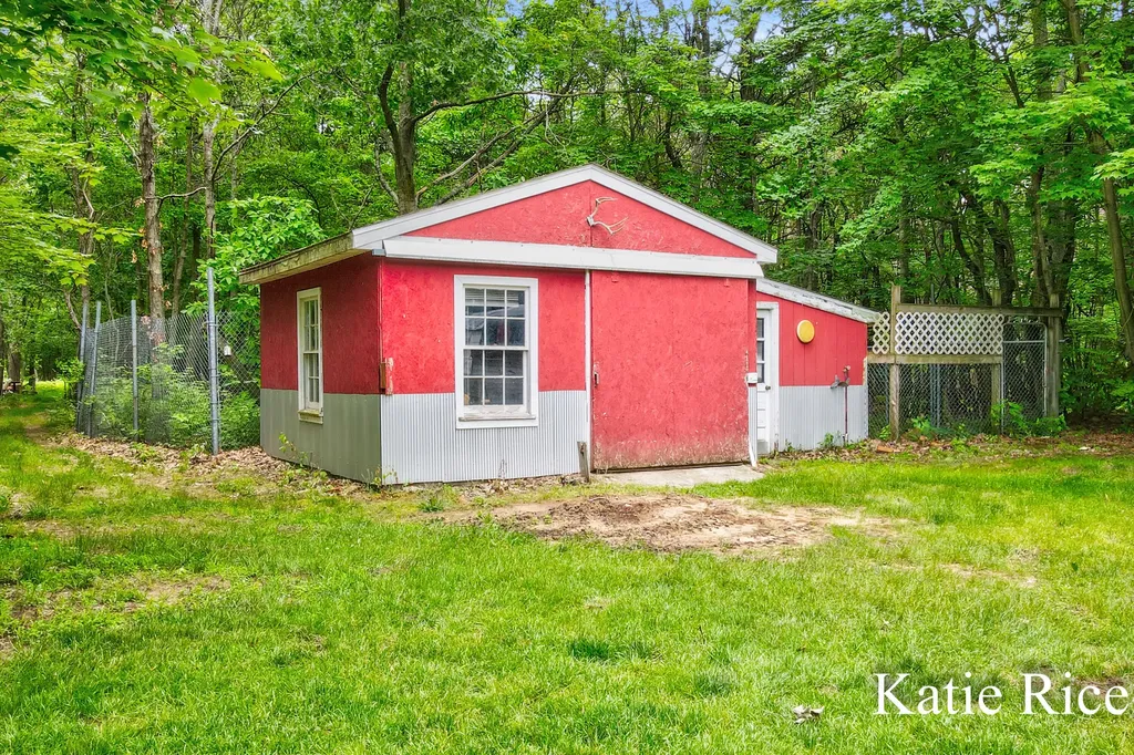 9210 Lamos Road Montague Township MI 49437