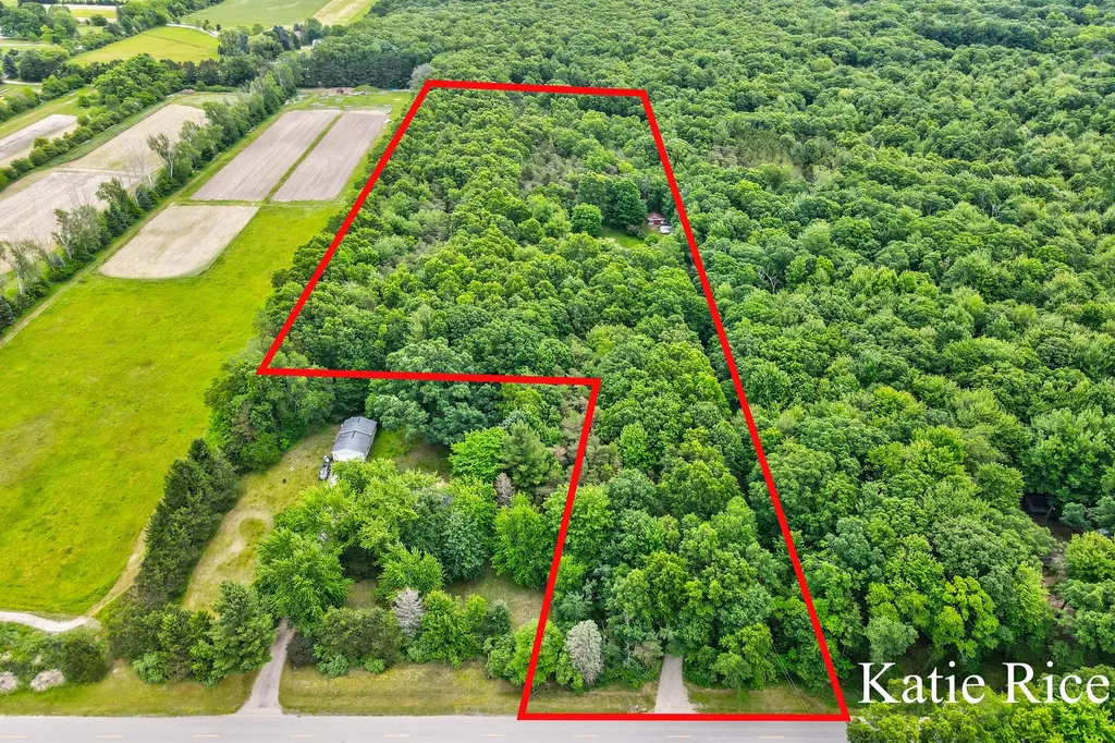 9210 Lamos Road Montague Township MI 49437