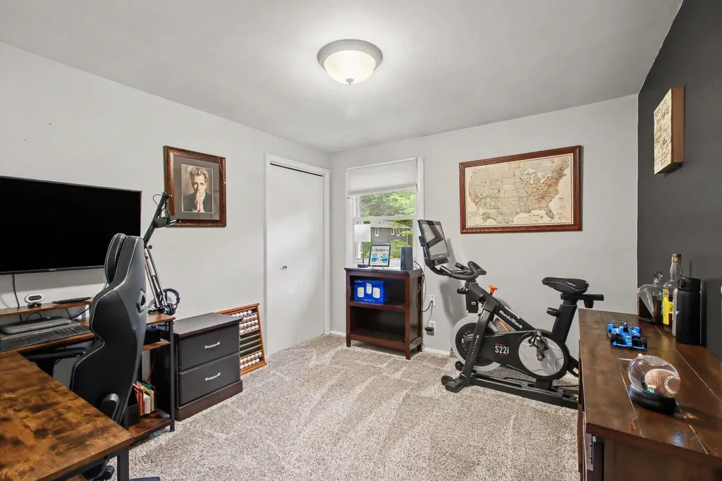 16242 Suffolk Drive Ferrysburg City MI 49456