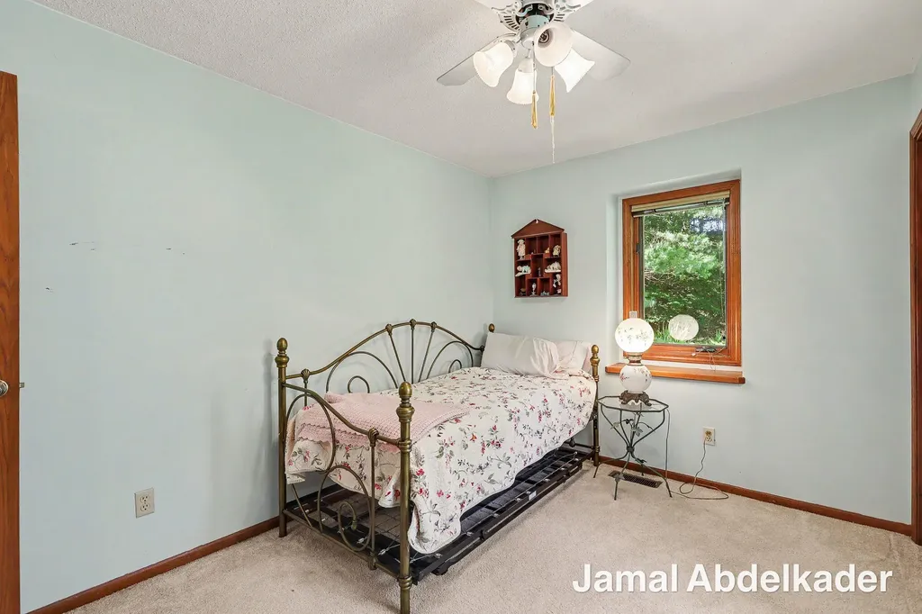18777 Iroquois Drive Spring Lake Township MI 49456