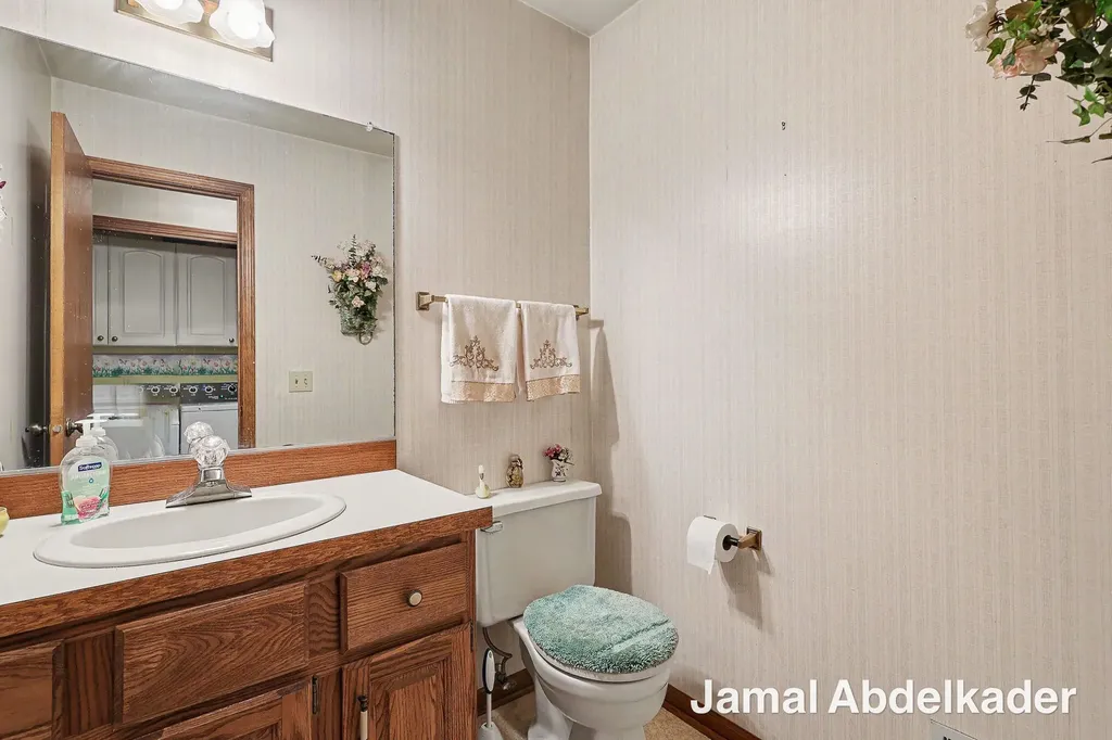 18777 Iroquois Drive Spring Lake Township MI 49456
