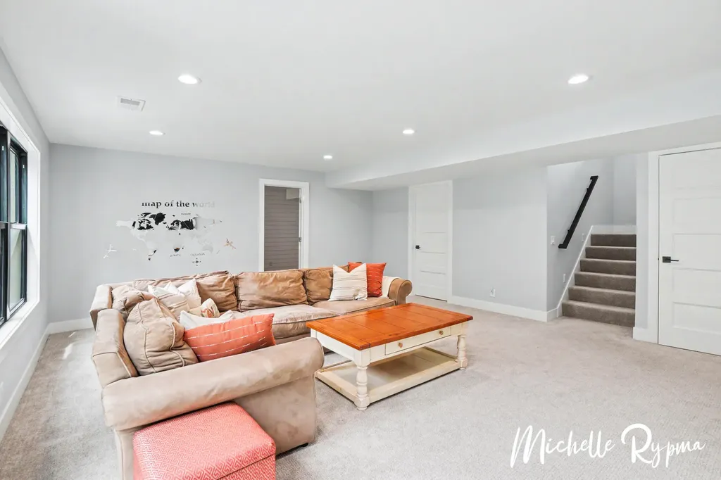 5812 Timber Bluff Trail Manlius Township MI 49408