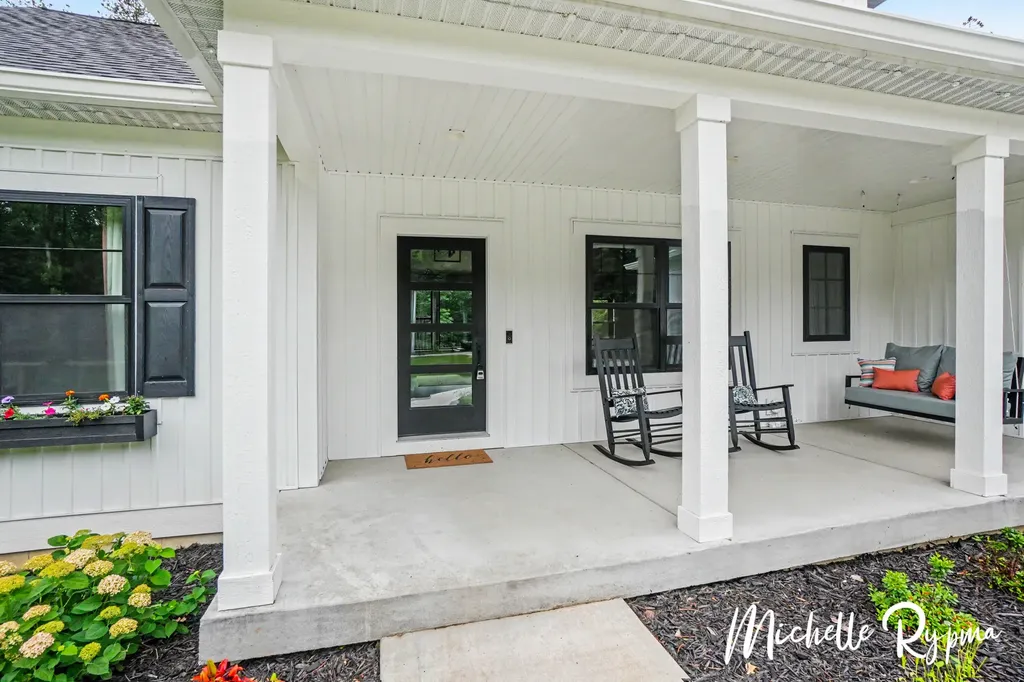 5812 Timber Bluff Trail Manlius Township MI 49408