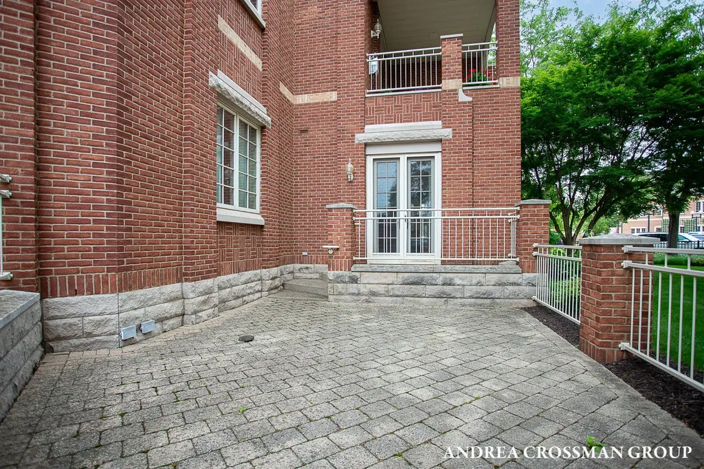 141 Central Avenue Holland City MI 49423