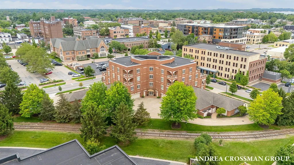 141 Central Avenue Holland City MI 49423