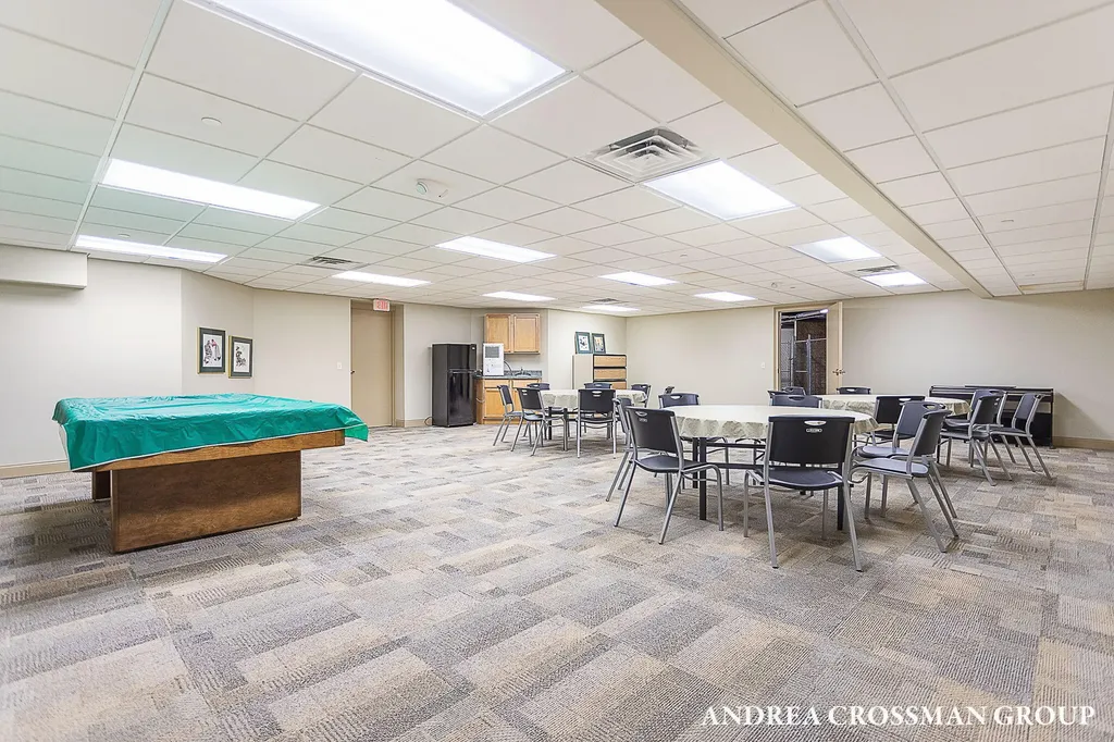 141 Central Avenue Holland City MI 49423