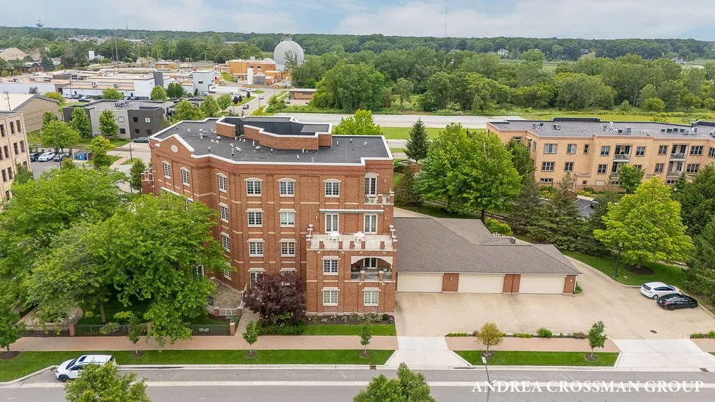 141 Central Avenue Holland City MI 49423