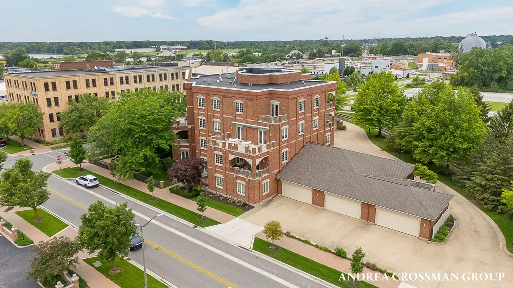 141 Central Avenue Holland City MI 49423