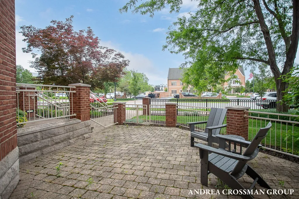 141 Central Avenue Holland City MI 49423