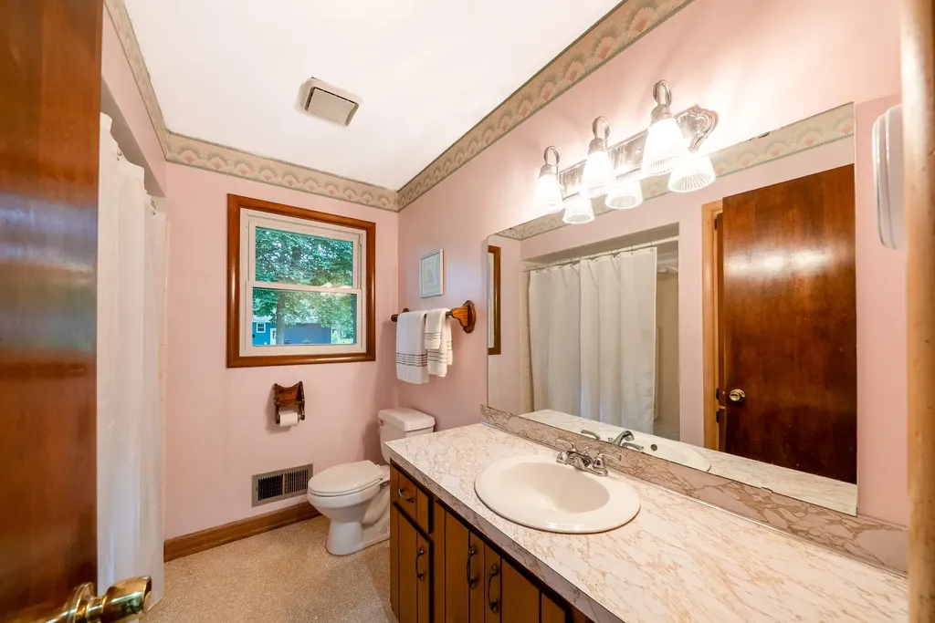 4457 Poulin Street Norton Shores City MI 49441