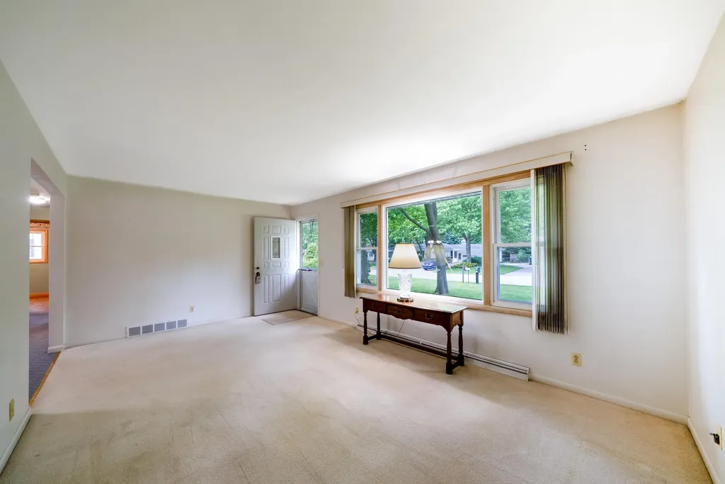 4457 Poulin Street Norton Shores City MI 49441