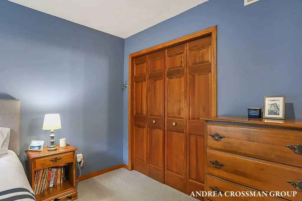 15213 Meadowwood Drive Grand Haven Charter Township MI 49417
