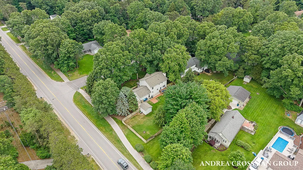 15213 Meadowwood Drive Grand Haven Charter Township MI 49417