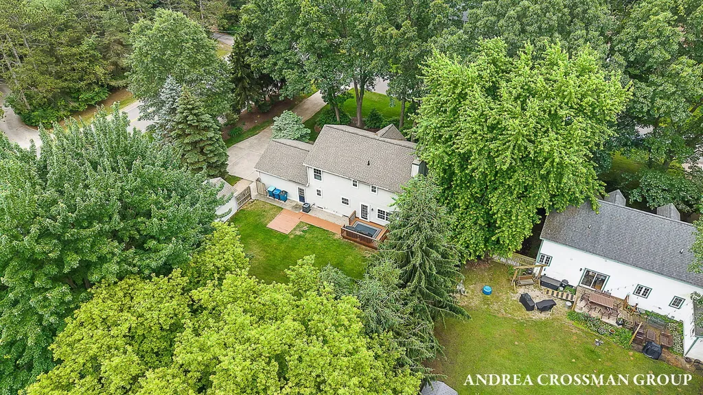 15213 Meadowwood Drive Grand Haven Charter Township MI 49417