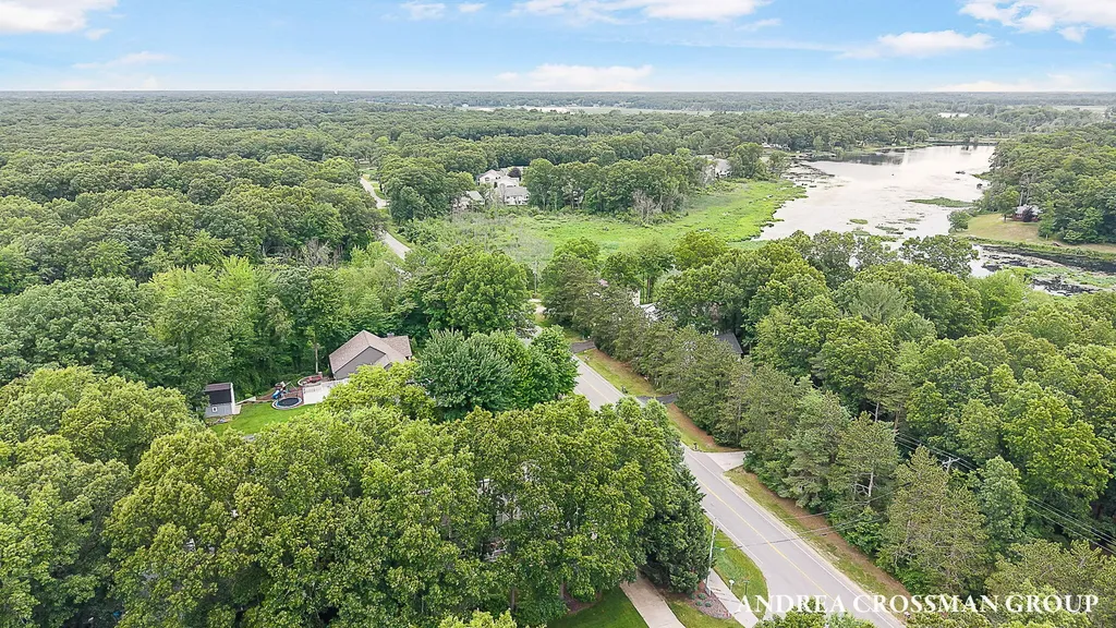 15213 Meadowwood Drive Grand Haven Charter Township MI 49417