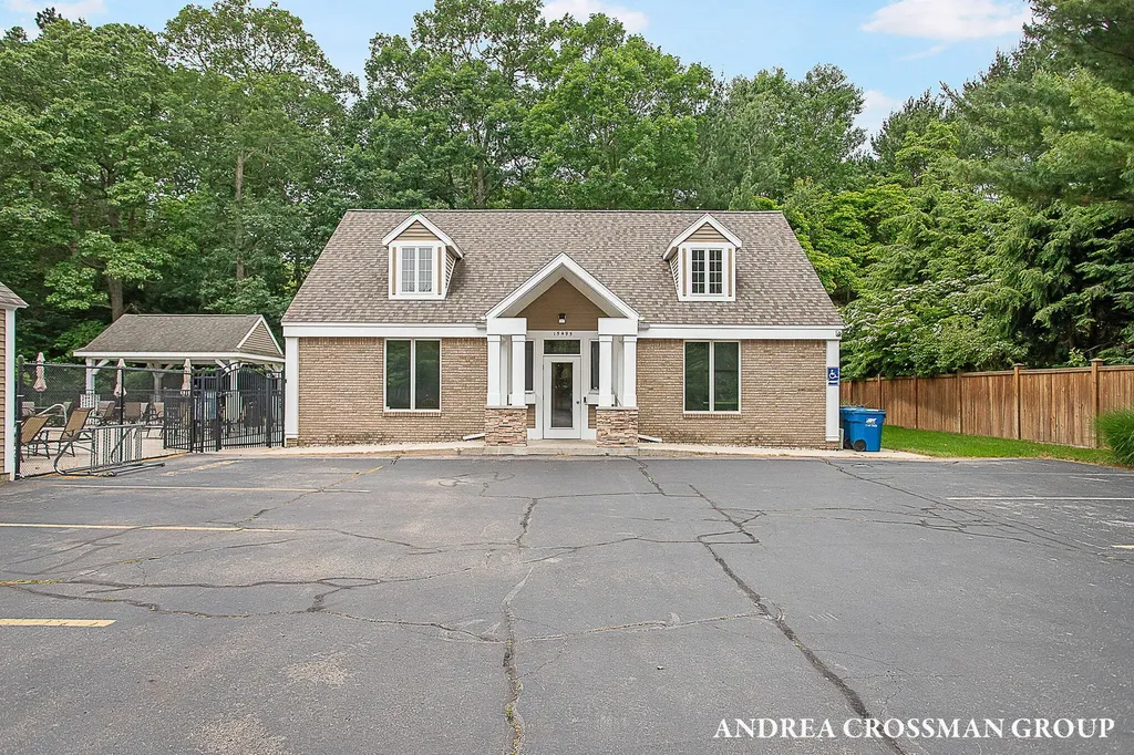 15213 Meadowwood Drive Grand Haven Charter Township MI 49417
