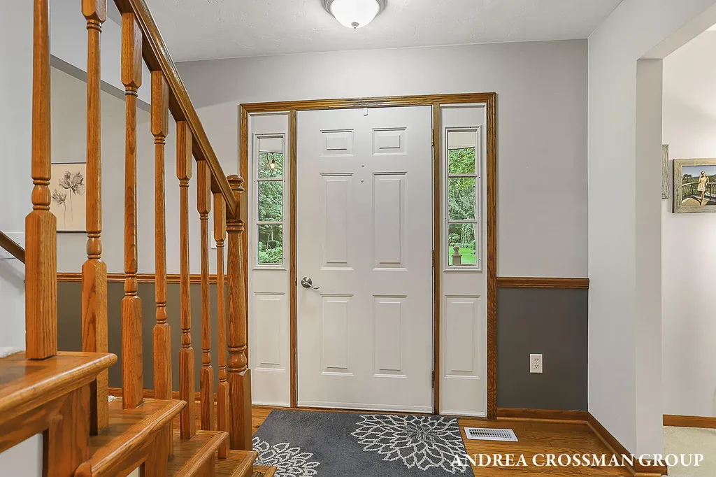 15213 Meadowwood Drive Grand Haven Charter Township MI 49417