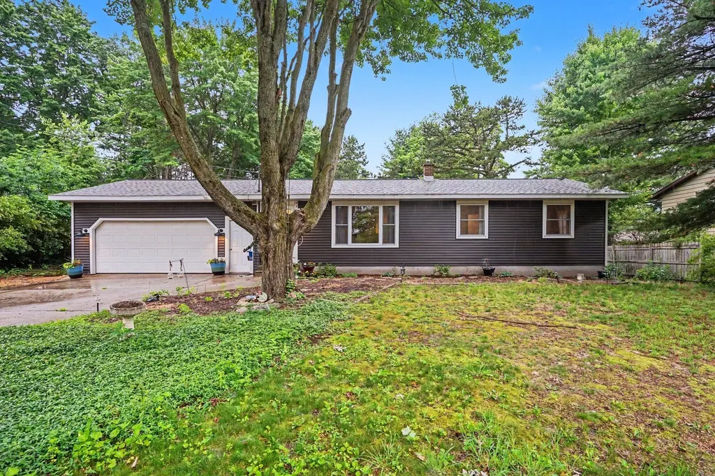 5069 152nd Avenue Port Sheldon Township MI 49460