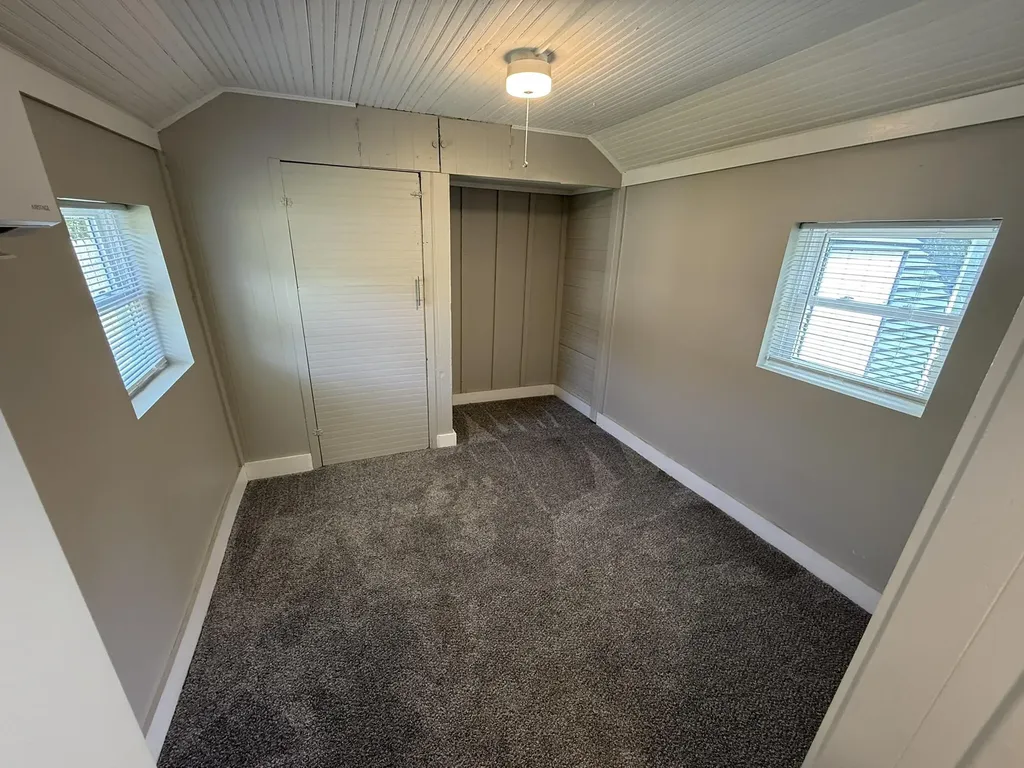 1088 Kenneth Street Muskegon City MI 49442
