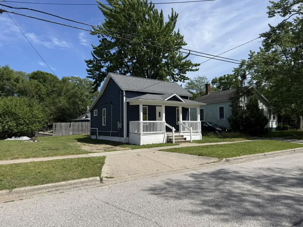 1088 Kenneth Street Muskegon City MI 49442