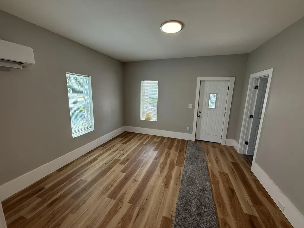 1088 Kenneth Street Muskegon City MI 49442