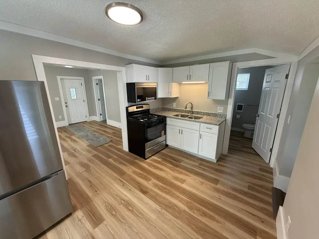 1088 Kenneth Street Muskegon City MI 49442