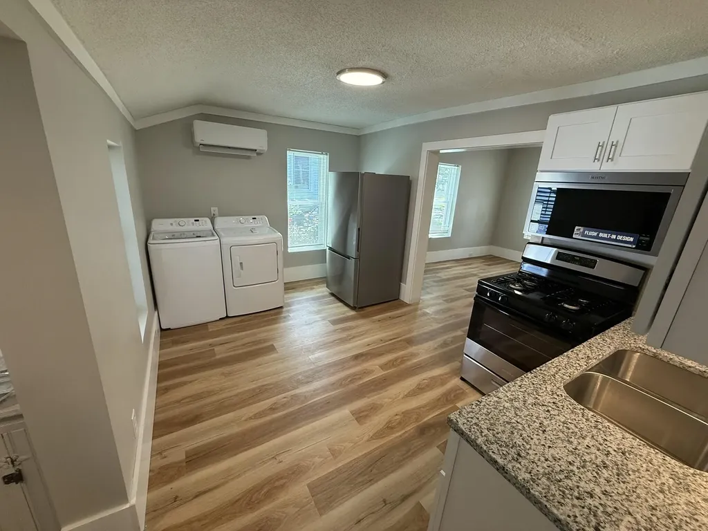 1088 Kenneth Street Muskegon City MI 49442