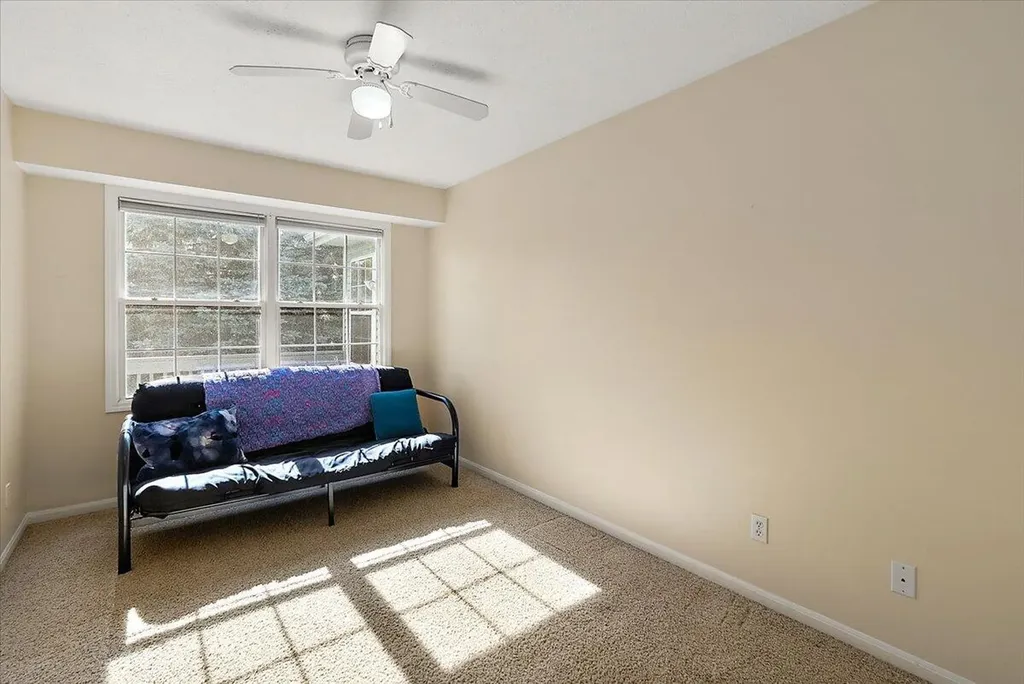 2960 Bentbrooke Drive Holland Charter Township MI 49424